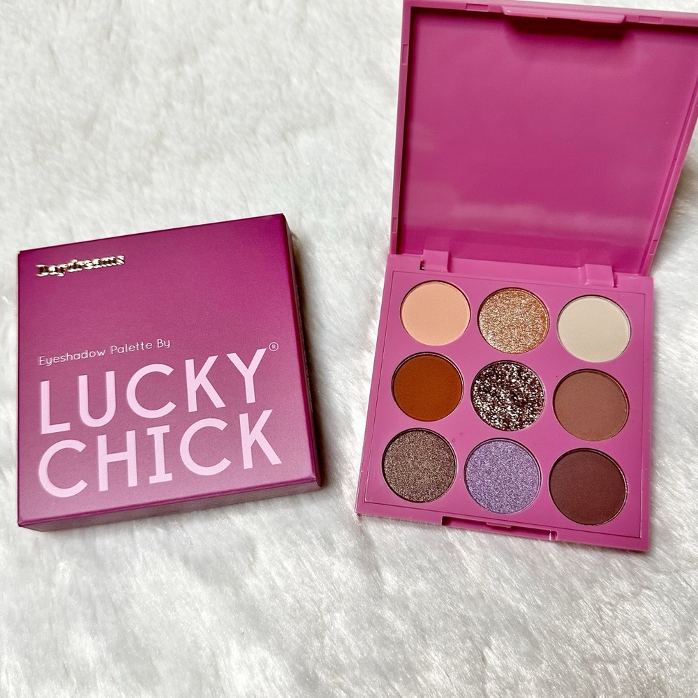 NIB Lucky Chick Daydreams Eyeshadow Palette Full Size 6g